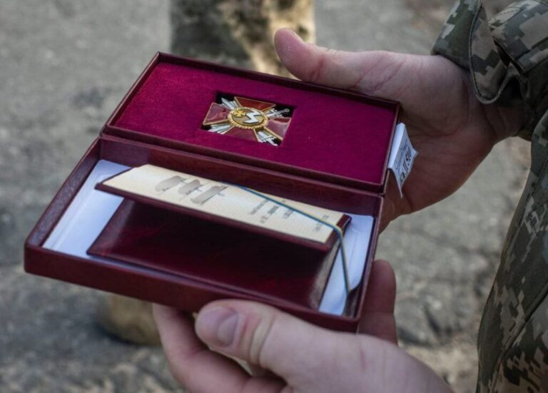 Наш земляк майор Олексій Бессонов нагороджений орденом Богдана Хмельницького