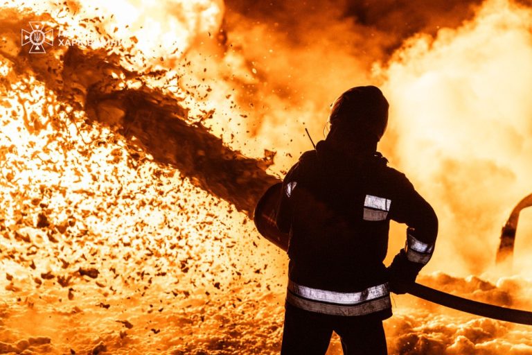 Російські війська завдали масованого удару БпЛА по місту Чугуїв. Постраждали 14 людей, серед них – двоє дітей