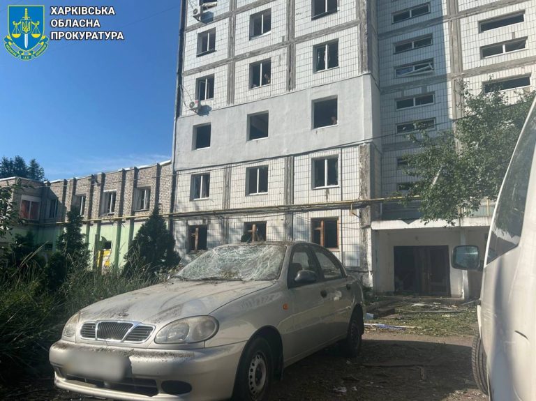 Правоохоронці зафіксували наслідки ударів російських БпЛА по Чугуєву