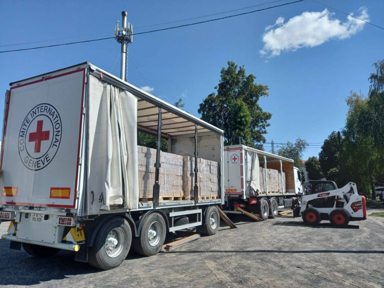 Чугуївська центральна лікарня отримала партію брикетів для опалення на випадок відсутності централізованого опалення