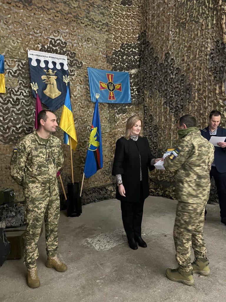 Вона також подякувала колегам і всім мешканцям громади, які щодня підтримують Збройні сили України.